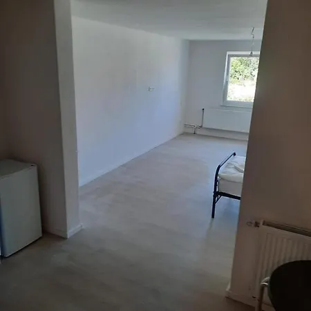 Wise: W10, 4 Bett Nahe Takeoff-gewerbepark *