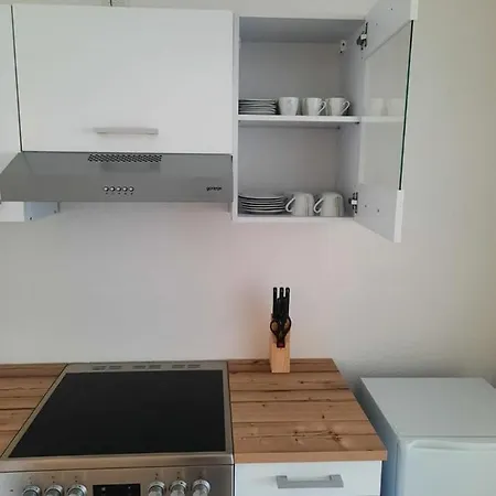 Wise: W10, 4 Bett Nahe Takeoff-gewerbepark Neuhausen ob Eck